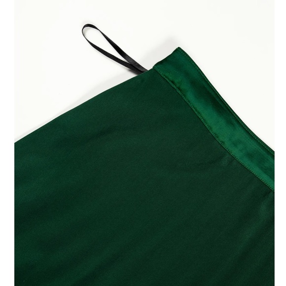 Lilysilk platted skirt - Picture 9 of 10